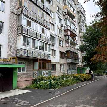 Продам 2-х кімн.квартиру, вул.Сухомлинського,50А