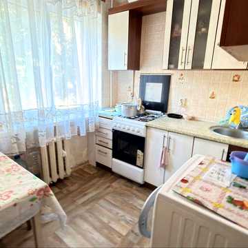 3 ка Парковая , морской квадрат .