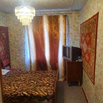 Простора квартира . Індивідуальне опалення !
