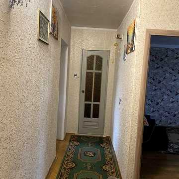 Продам 2-х кімнатну квартиру в центрі Миргорода.