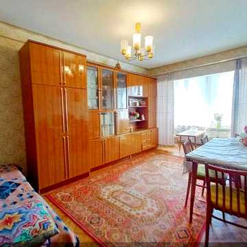 Продам 2-кімнатну квартиру 49м 5/9Поверх пр. Політехничний 3 Метро КПІ