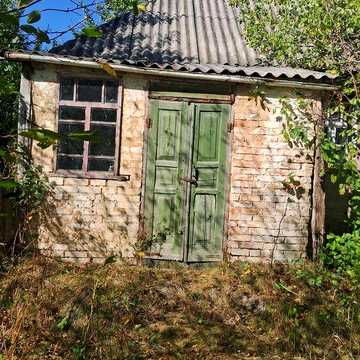 Продам земельну ділянку 40сот. з хатою Таращанського району с.Плоске