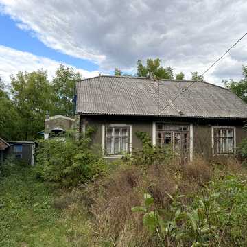 Продається цегляний будинок 89кв і земля 0,25 га