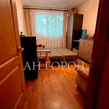 Продам 2-кімнатну квартиру м. Палац Спорту біля парку Юр'єва