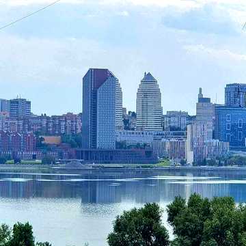 Продаж: ТОП ЦІНА! Стильна видова "малосімейка" (велика) на ж/м "Сонячний"