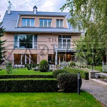 Продаж преміального будинку, Іванковичи, 25 соток,топова локація. ГАЗ!