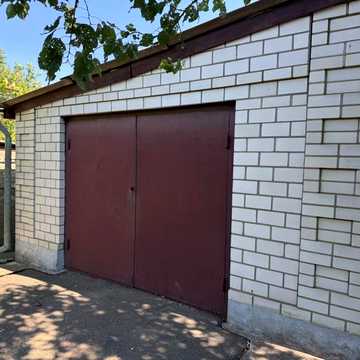 Продам будинок в центрі міста