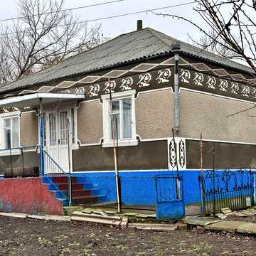 Будинок в центрі м.Сокиряни