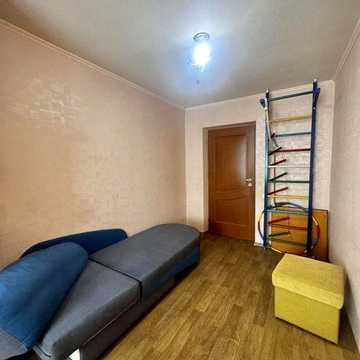 Продам 2 кім.кв.проспект Богдана Хмельницького,Тітова