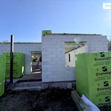 Продаж 3к Дім Вербна вулиця