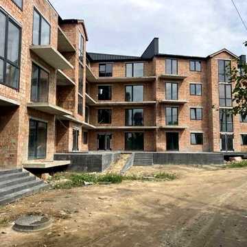 2-кімнатна квартира / Поруч ліс / Критий паркінг