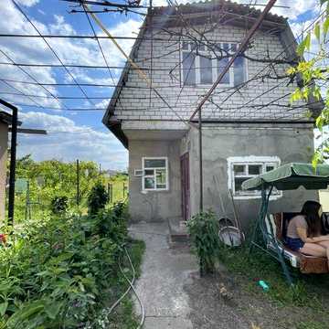 Продам дім+гостьовий будинок