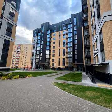 1 кім Новобудова здана на Озерній
