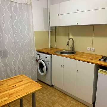 Авіаконструктора Антонова вул. (Авіації), 4