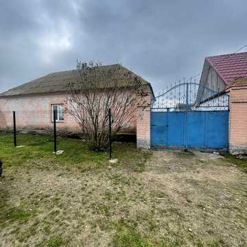 Без комісії продається будинок