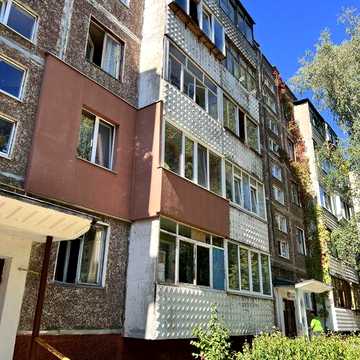 Продаж квартири з гарним плануванням в р-ні пр. Левка Лукʼяненка