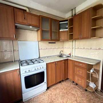 Аренда 2х ком.кв по Василя  Сергиенко, район 99 лицея -10000гр
