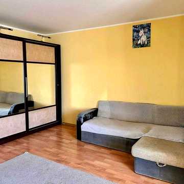 Продаж 1-кімнатної квартири  54 м² з  автономним опаленням, вул.Зацепи