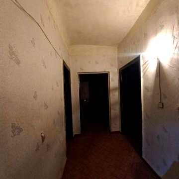 Здам 4х кімнатну квартиру в центрі