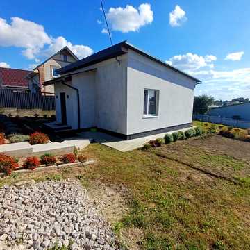 Продам будинок  в Лезнево є тепла Підлога