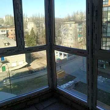 230 кв Центр. Можно командировочн до 15 чел.