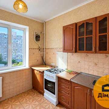 Продаж міцної трикімнатної на Позняках, просп. Миколи Бажана 28-В, Газ, Ремонт, метро Позняки ЖК Бажана 28В