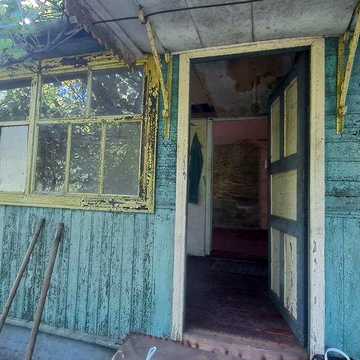 Продаж будинку  дачного до Десни 800 м  5 соток