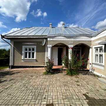 Продається будинок практично в центрі Глибокої — 85 000 €
