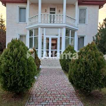 Продається будинок з ремонтом 240 м2 у Совіньйоні