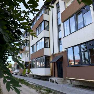 Готова двохкімнатна квартира з правом власності,без комісії