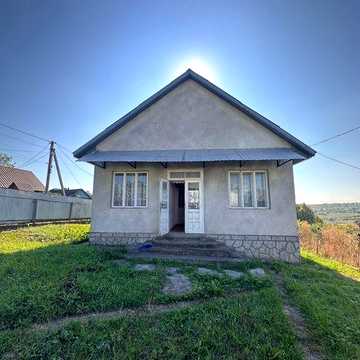 Продаж будинку в с. Зарожани
