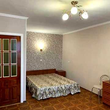 Продам 1 кім. кв-ру/ Райдужний масив/ Поруч озеро Райдужне/ Житловий стан.
