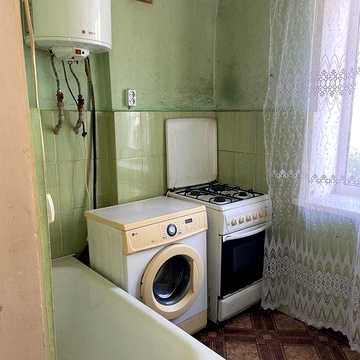 ТЕРМІНОВО. Продам 1 кімн квартиру район школи 6.