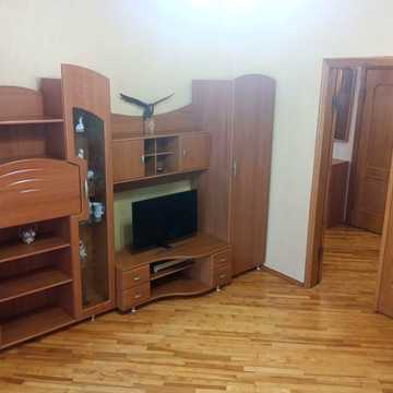 Сдам 2 КВ .ул.Тулузе ,метро Академ., Житомир., Святошен -5 мин. езды.