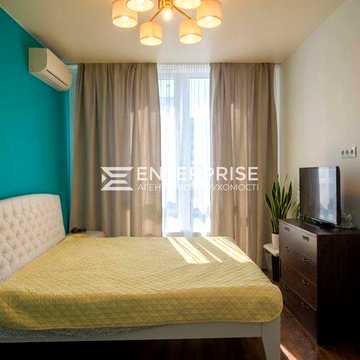 Продаж 1к квартира з гарним ремонтом, ЖК Лебединий. метро Харківська