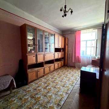 Продаж 1-но кімнатна  квартира вул. Донецька, ближній Центр