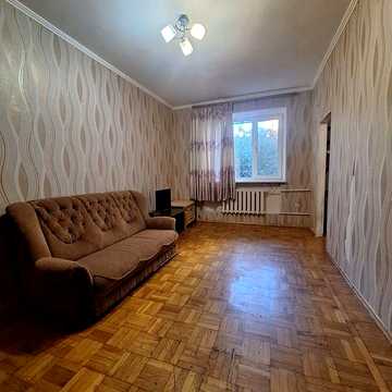 Продам 1 комнатную квартиру Комитетская высокий 1 этаж