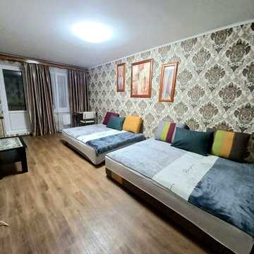 Здам 2кв. на Парковій, 34.Довгостроково або до літа
