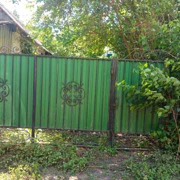 Продаю житло будинок село Довгиничі