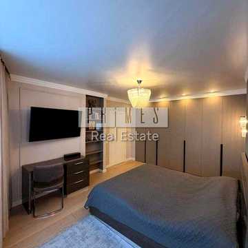 Продаж 3к квартири, вул. Сікорського 1, Сирець