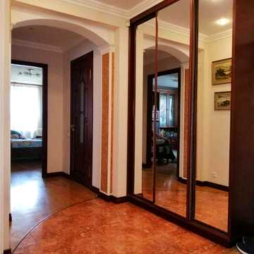 Продам квартиру 80м вул.Пожарського ст.м. Дарниця 15хв пішки!