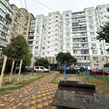 Продаю 3к у Чабанах з ремонтом ЖК Юності