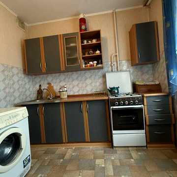 Здам в оренду трьохкімнатну квартиру в центрі