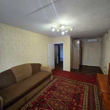 Сдам 1ю квартиру на Красном Камне