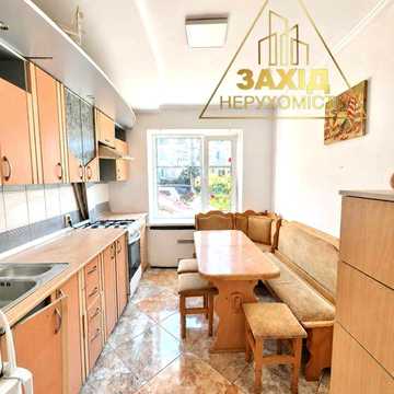 Чотирикімнатна р-н Відродження 74 м², роздільне планування