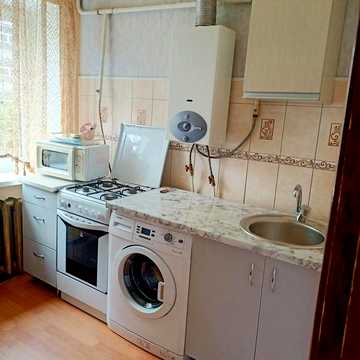 Продаж 2 кімнатної квартири в центрі міста