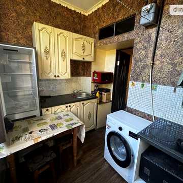 Продаж 1к Квартира Богдана Хмельницького вулиця