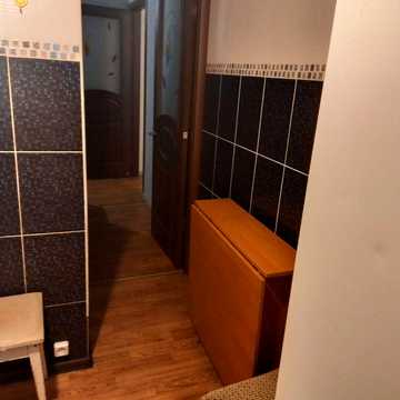 Сдам 2 хкв,1/5 эт с балконом,м Да.Спорта,Ньютона
