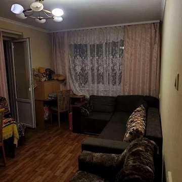 Продам 2 кім.кв. вул. Амосова 4/16 пов.
