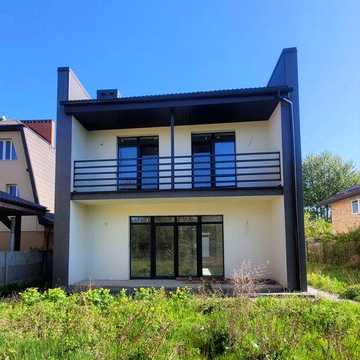 Міське ОЗЕРО ГОТОВИЙ  2-х поверховий будинок з комунікаціями та гаражем